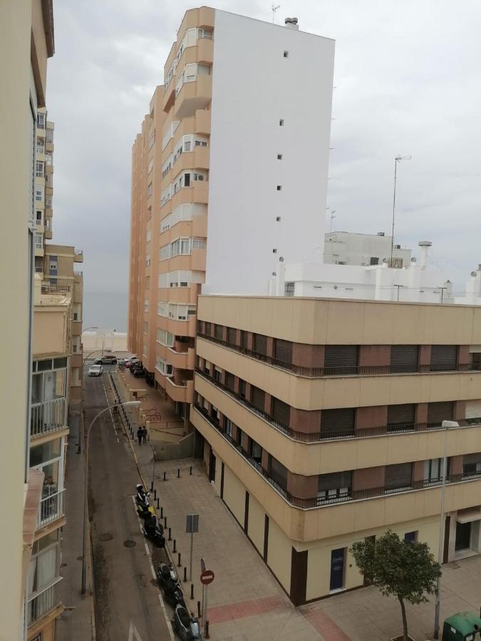 شقة Keka En Playa La Victoria Con Ascensor Grupo Ac Gestion كاديز المظهر الخارجي الصورة